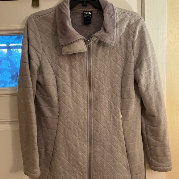 Northface lightweight coat - Picture 2 of 2